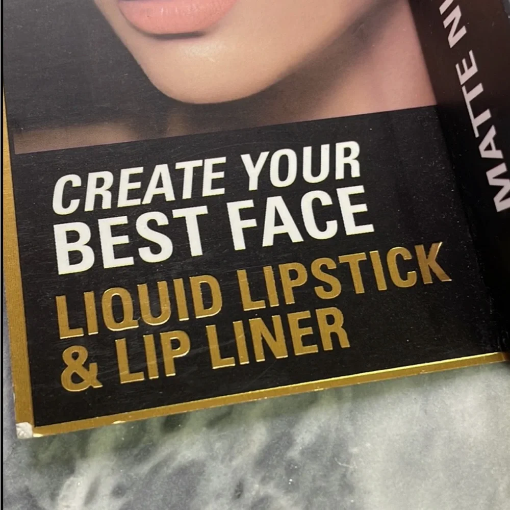 New‎ Ellen Tracy Lip Kit Matte Nude